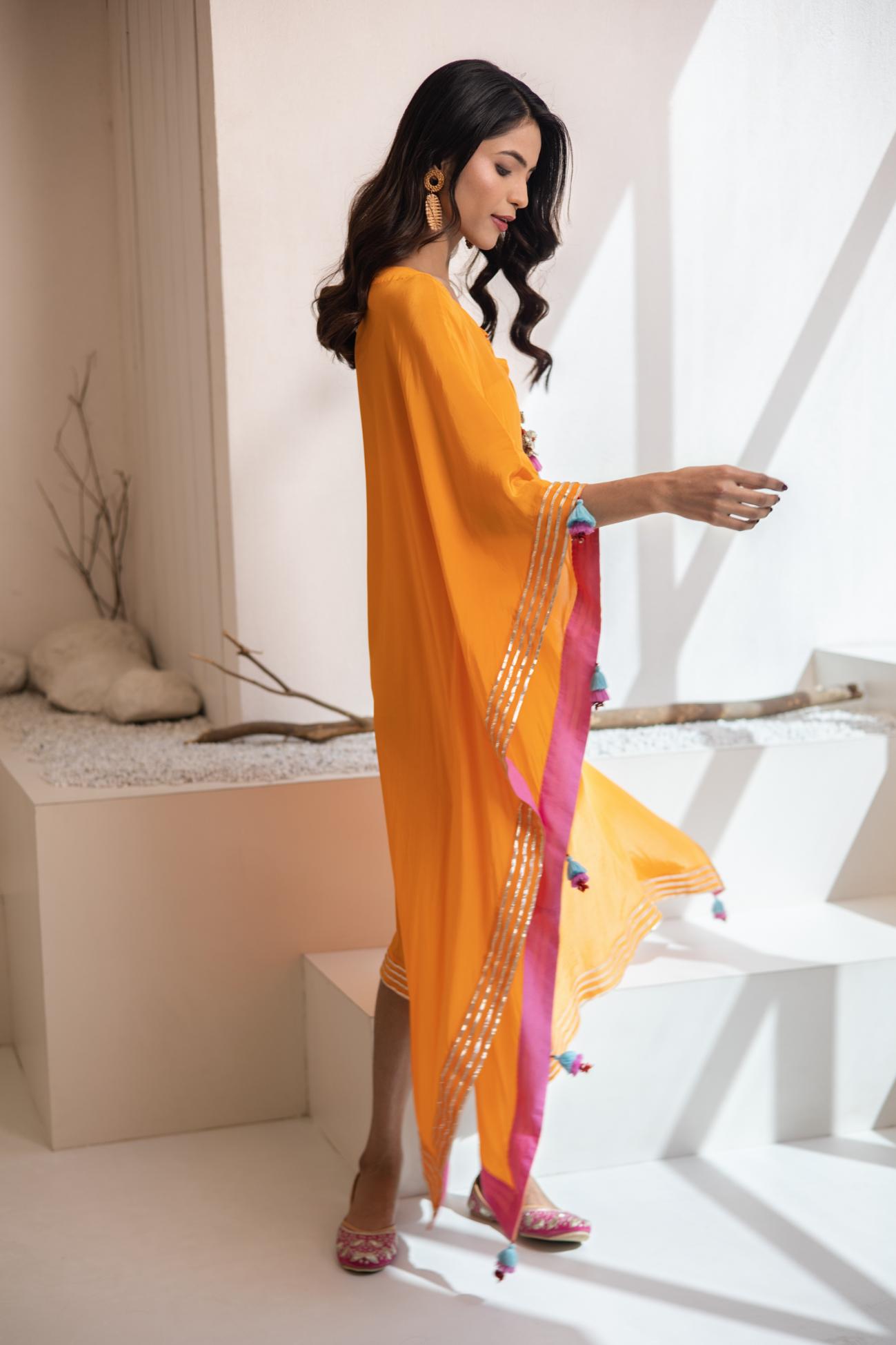 Aagiya Crepe Kaftan