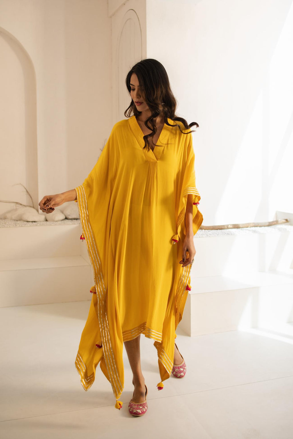 Piyar Crepe Kaftan