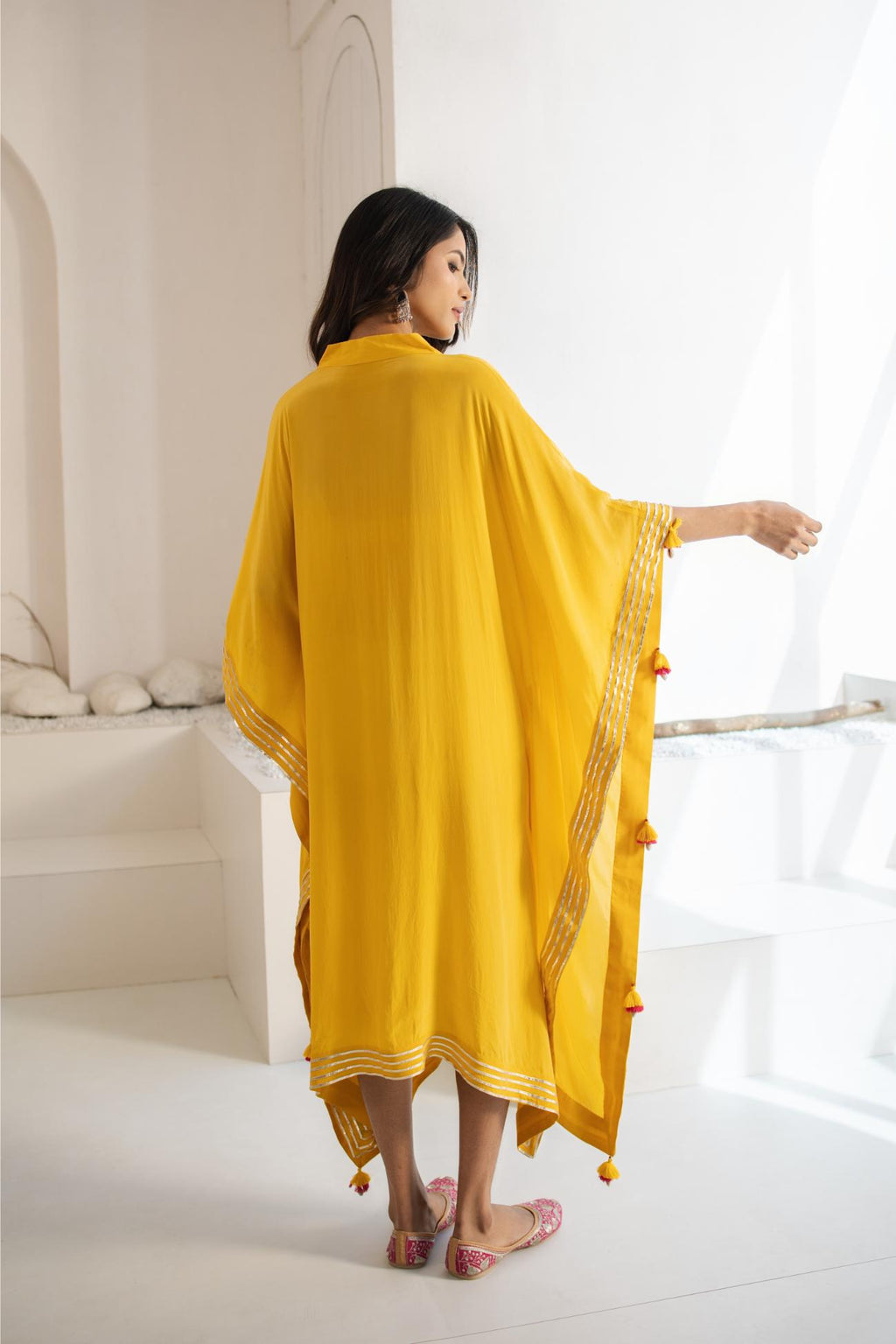 Piyar Crepe Kaftan