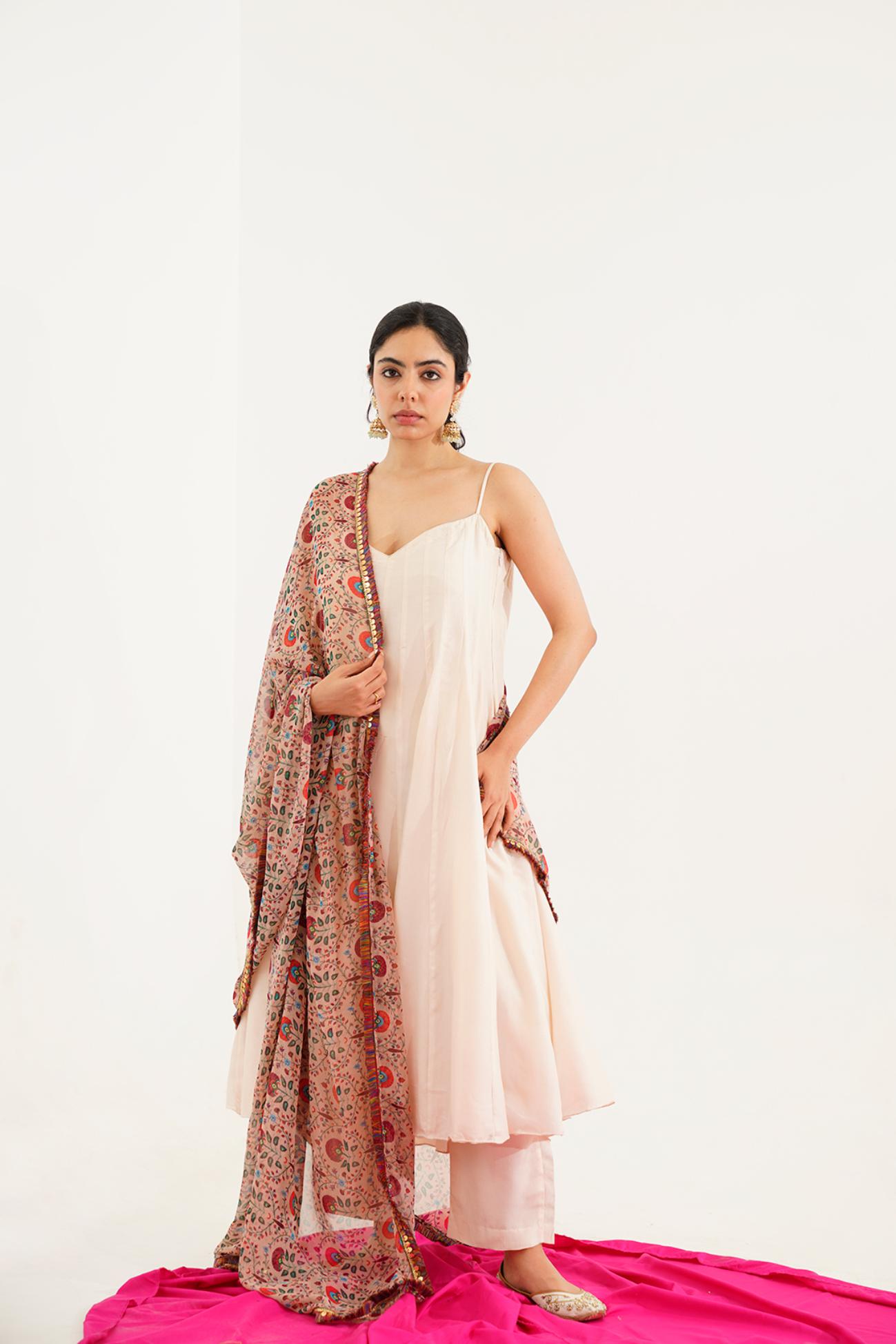 Batasi Nahal Anarkali set