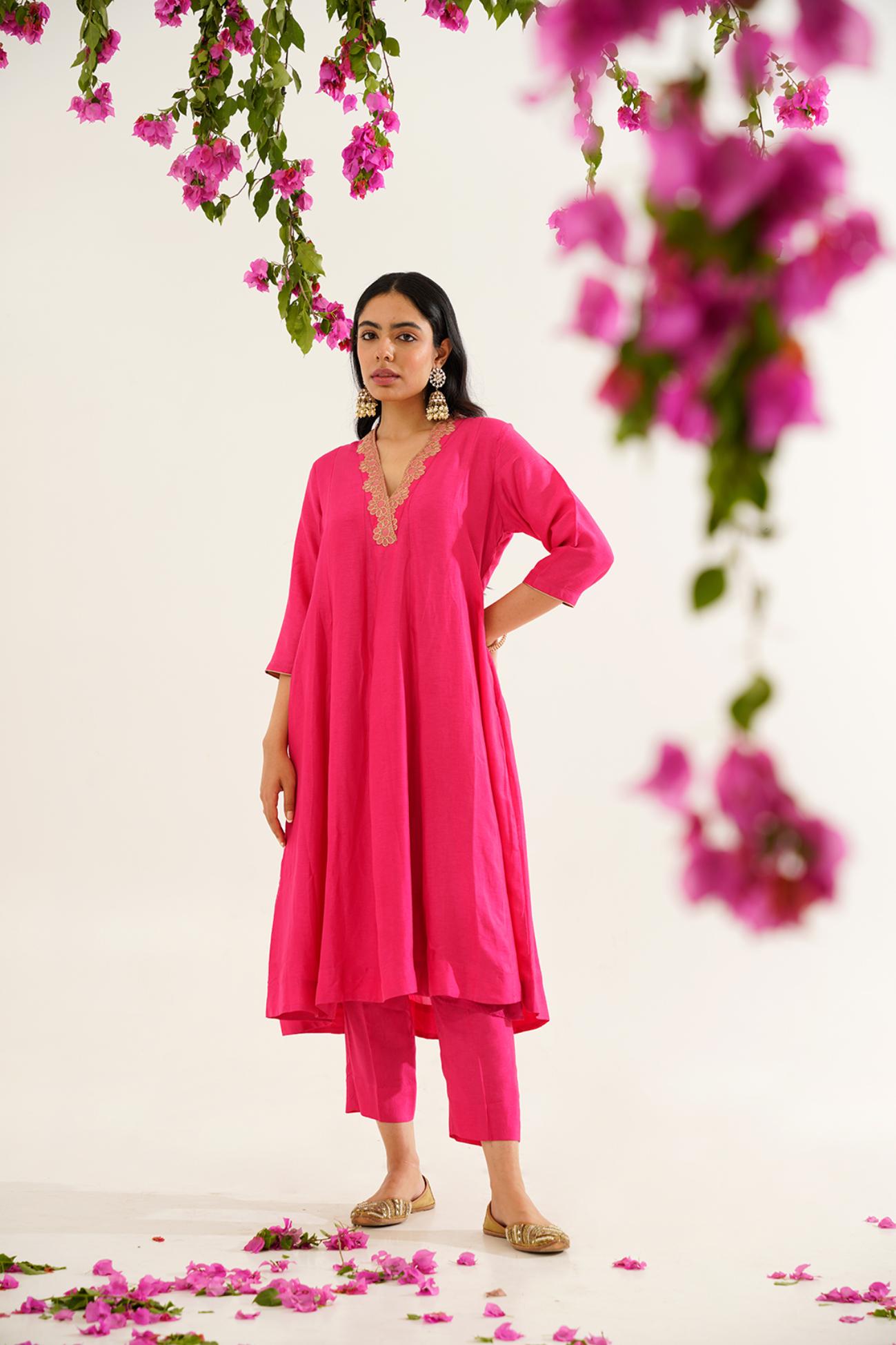 Batasi Dola Silk Kaaveri Kurta Set