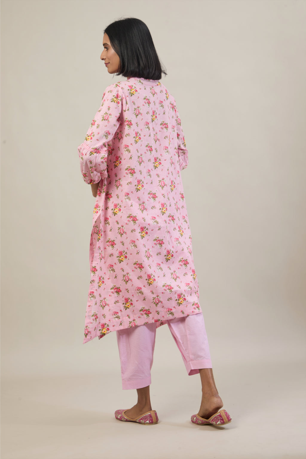 Bana Light Pink Printed Cotton V- Neck Straight Kurta Set