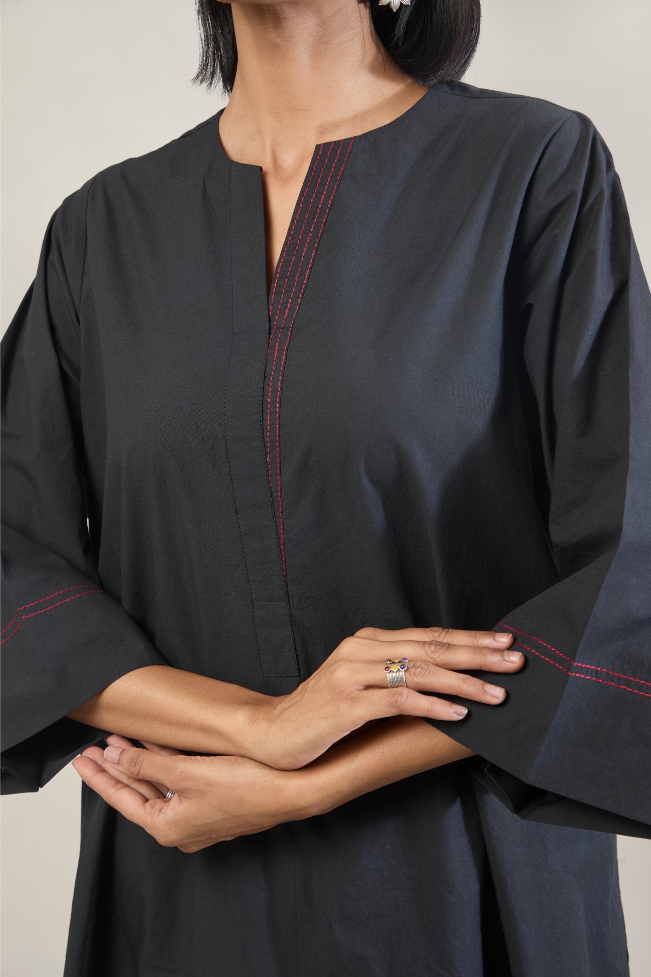 Daur Black Solid Cotton Straight Kurta Set with Dupatta