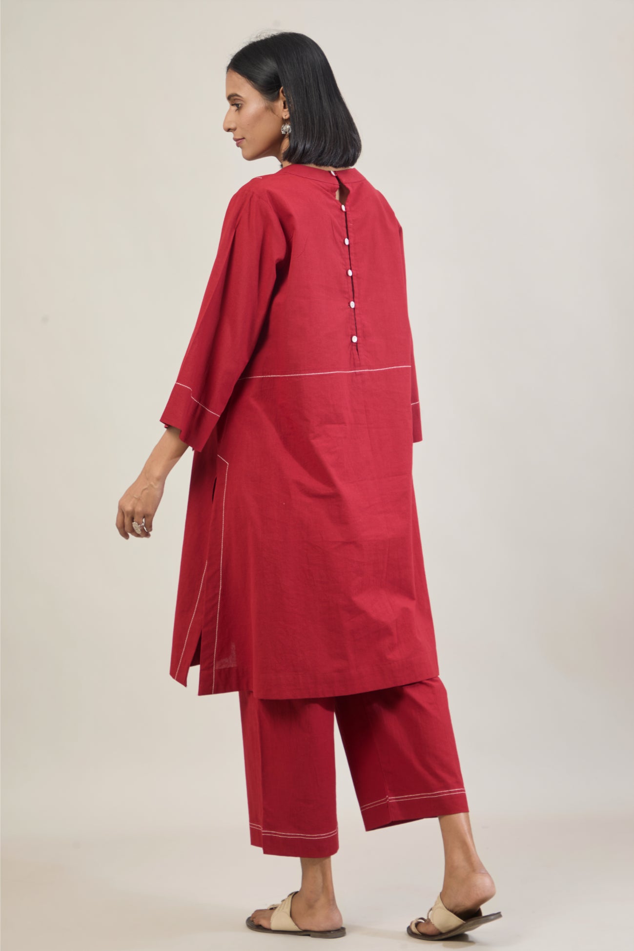 Udaan Red Solid Cotton Straight Kurta Set