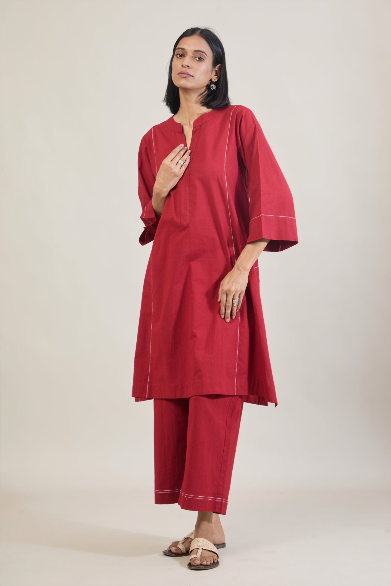 Udaan Red Solid Cotton Straight Kurta Set