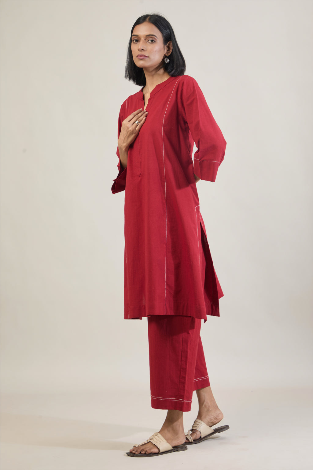 Udaan Red Solid Cotton Straight Kurta Set