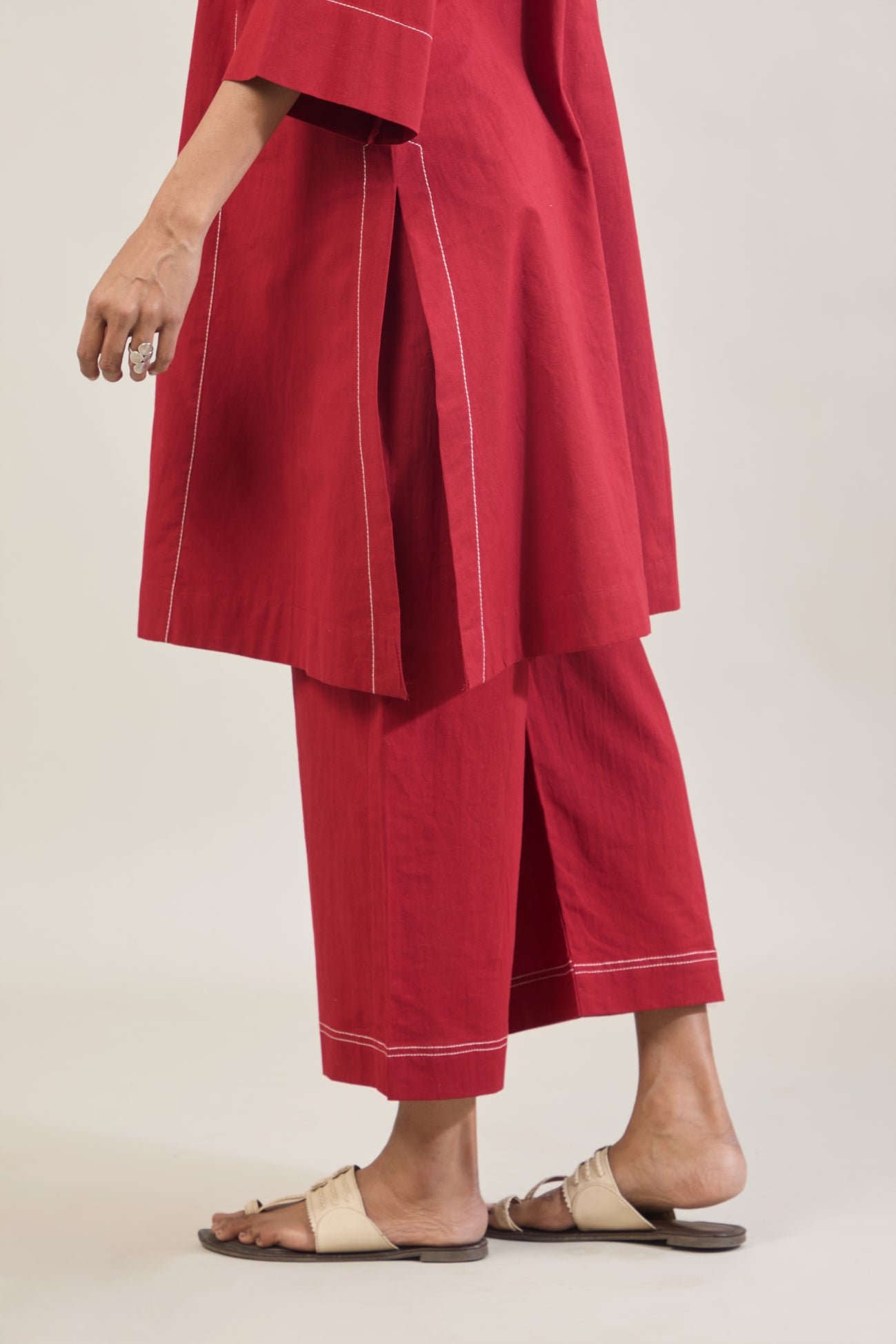 Udaan Red Solid Cotton Straight Kurta Set