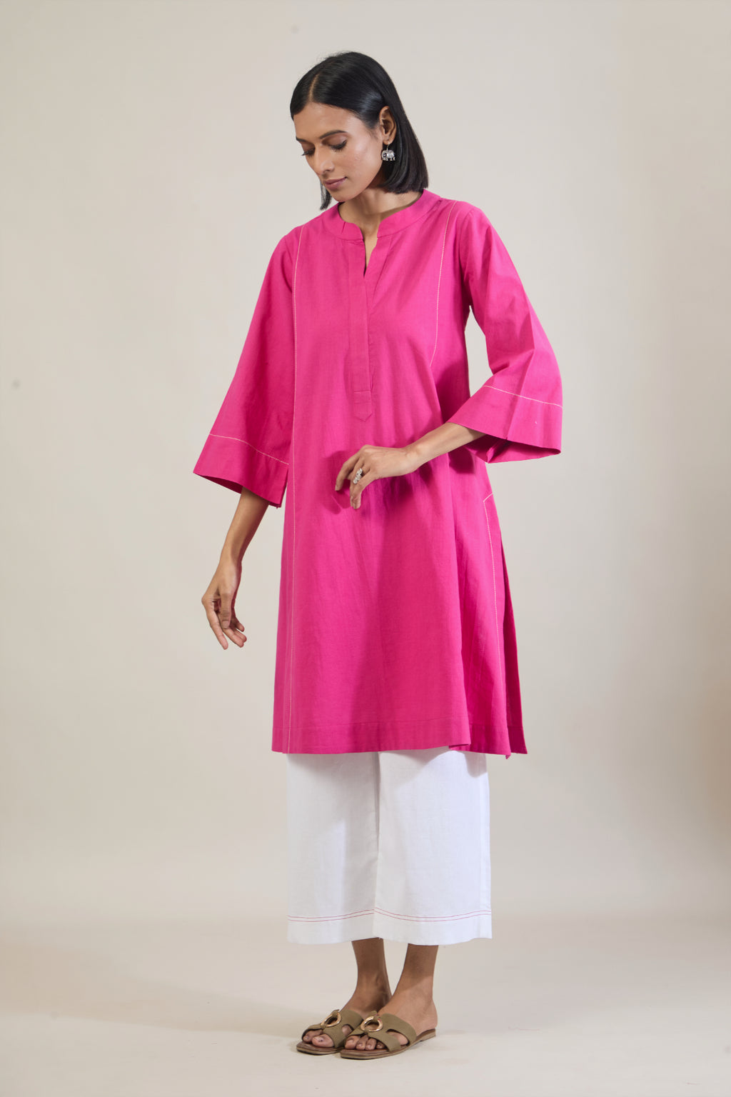 Saar Pink Solid Cotton Straight Kurta Set