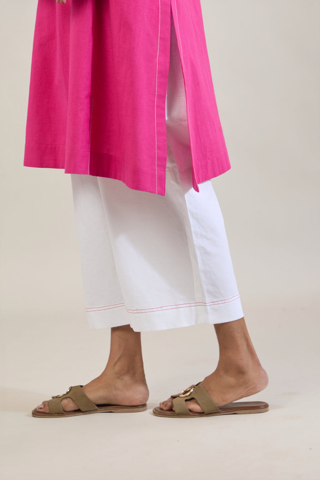 Saar Pink Solid Cotton Straight Kurta Set