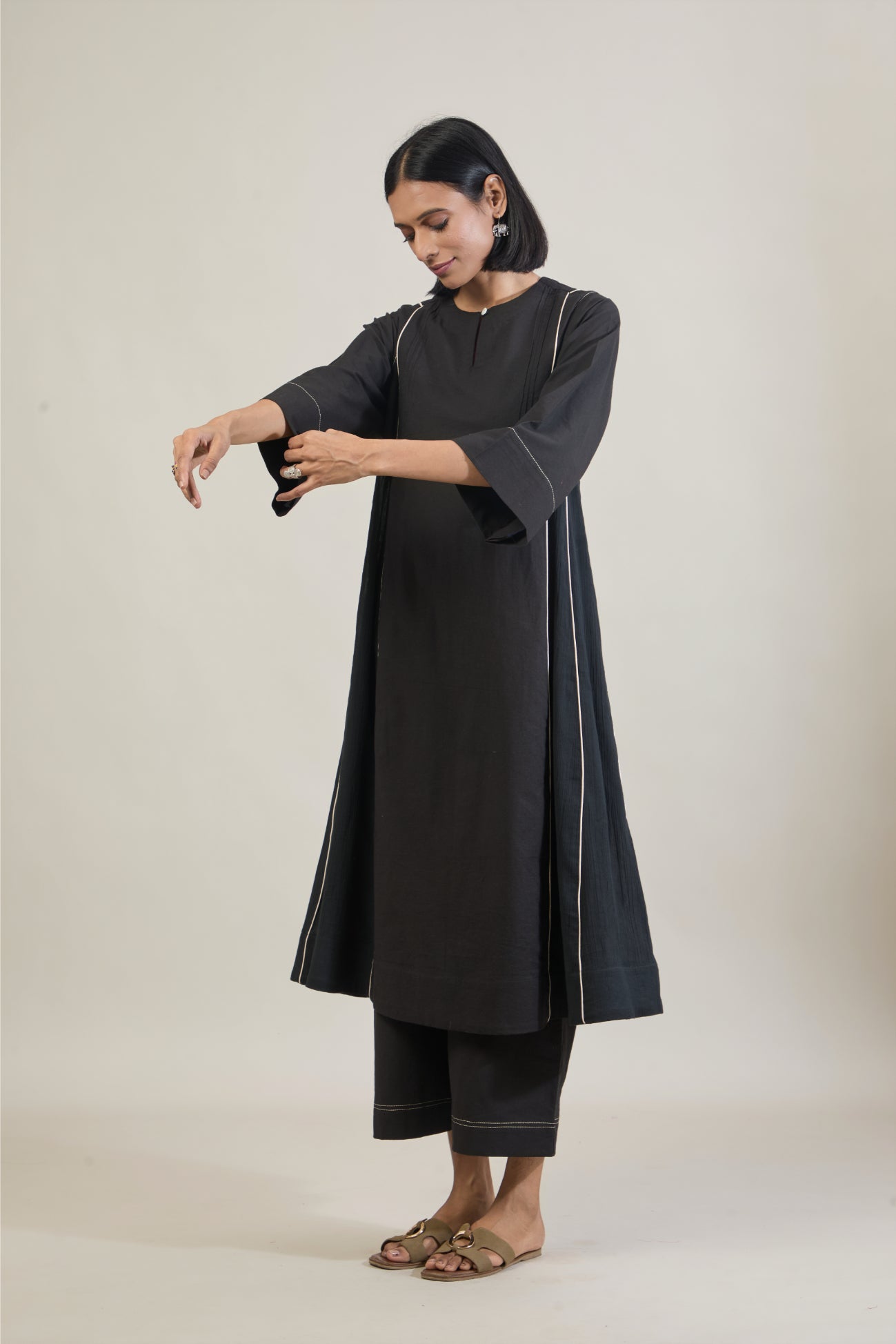 Arth Black Solid Cotton Kali Kurta Set