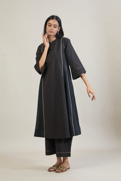 Arth Black Solid Cotton Kali Kurta Set