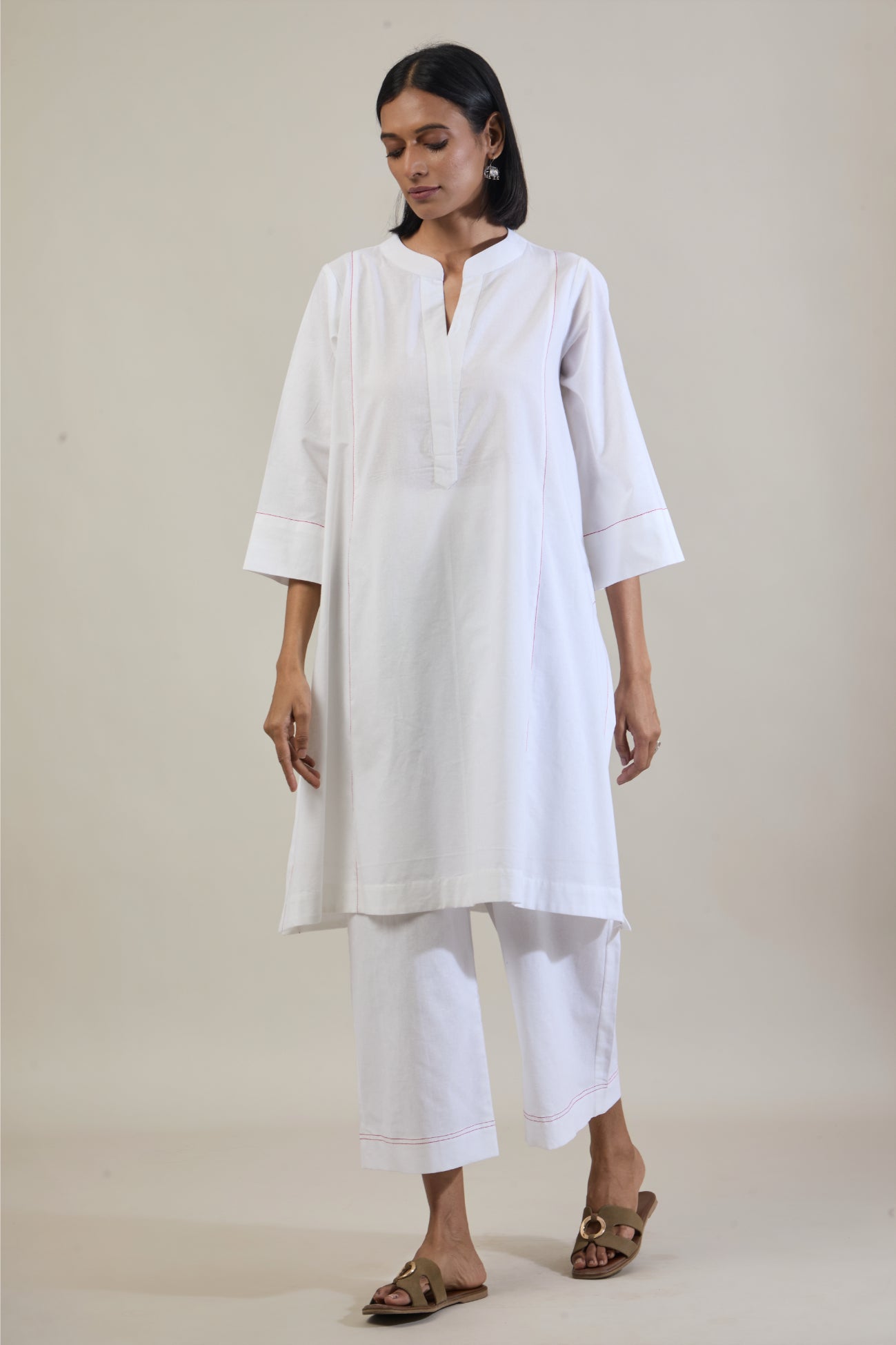Yug White Solid Cotton Straight Kurta Set