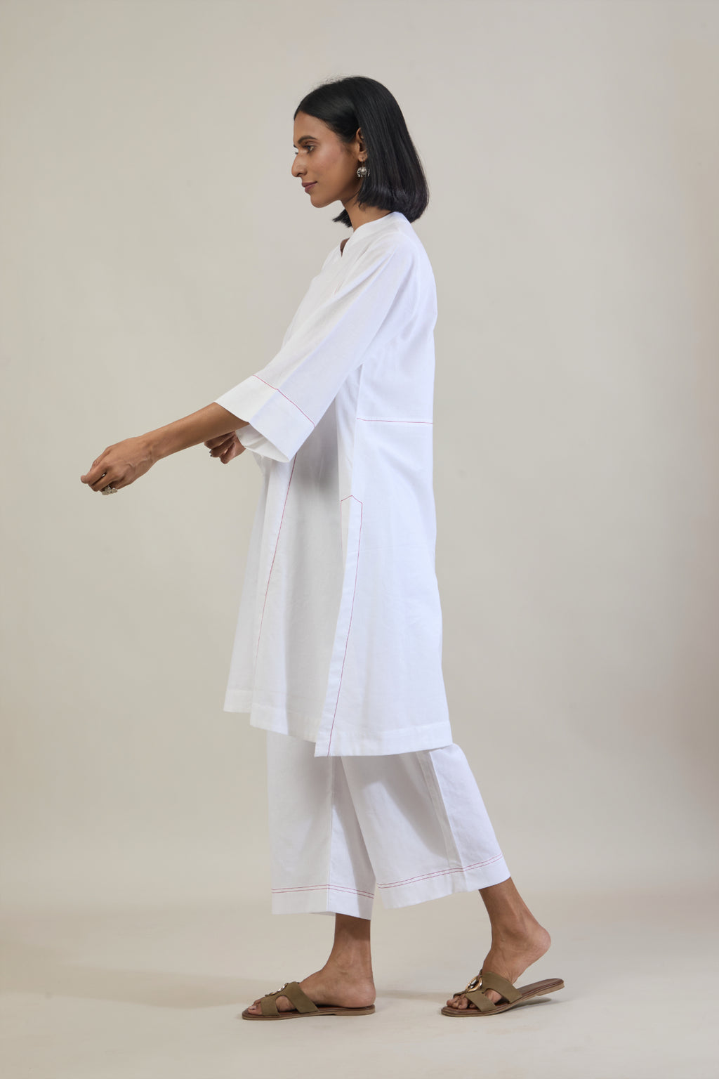Yug White Solid Cotton Straight Kurta Set