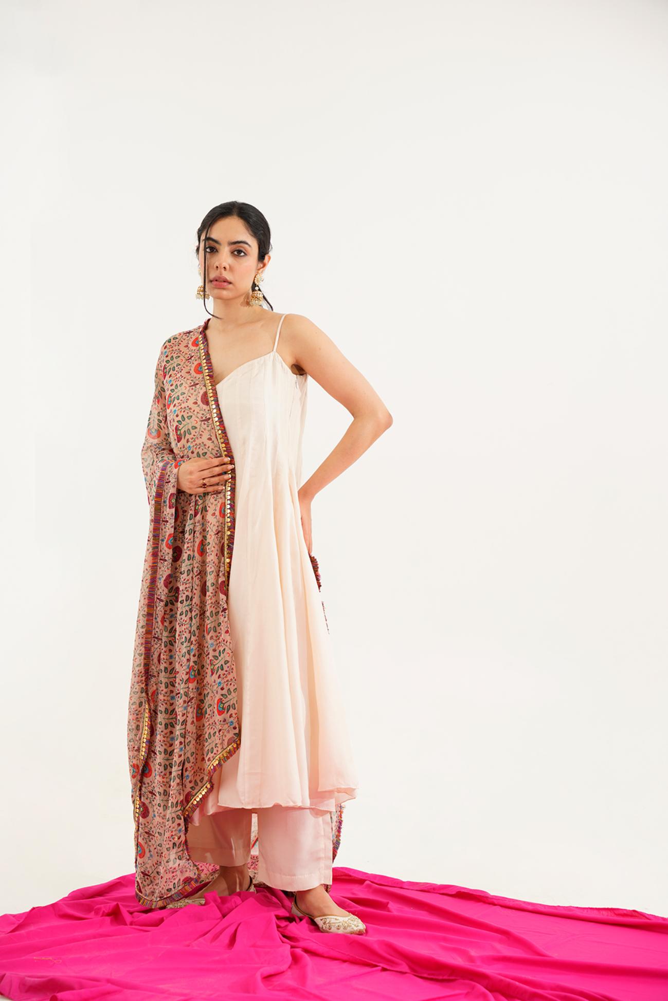 Batasi Pushpa Dupatta