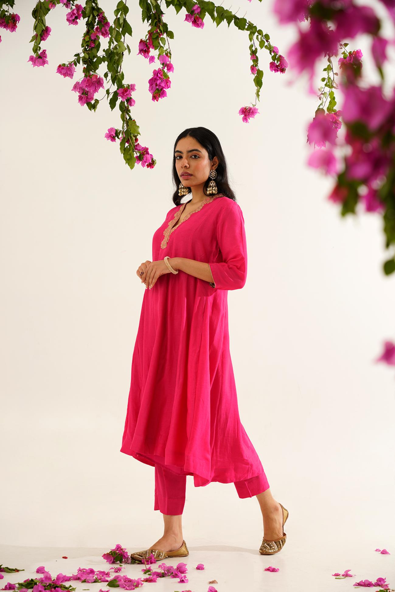 Batasi Dola Silk Kaaveri Kurta Set