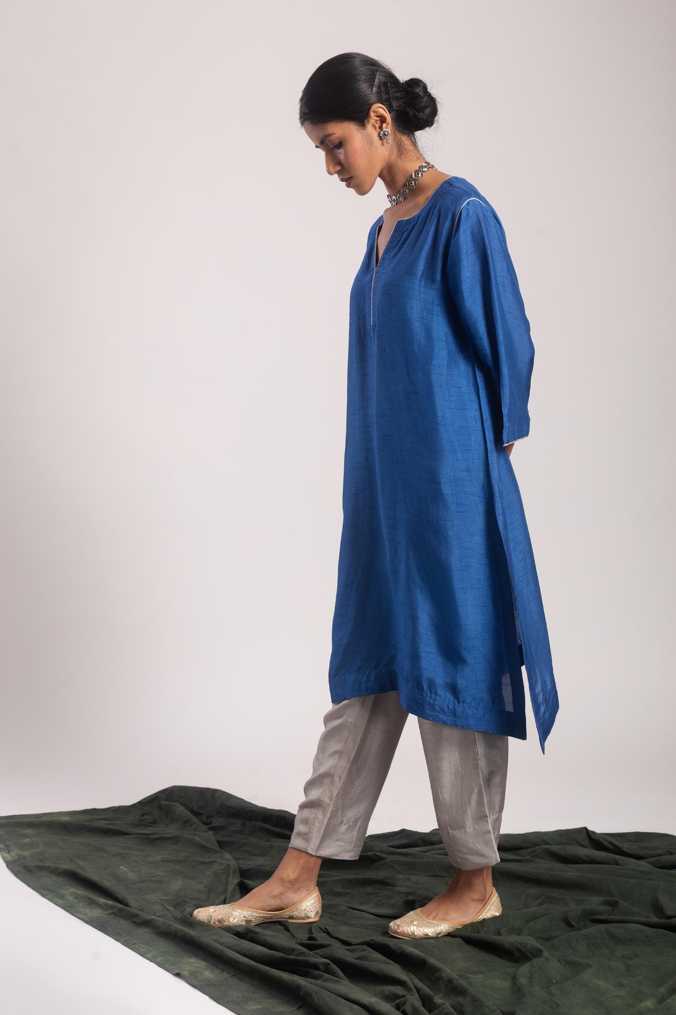 Nilima Dola Silk Kurta Set