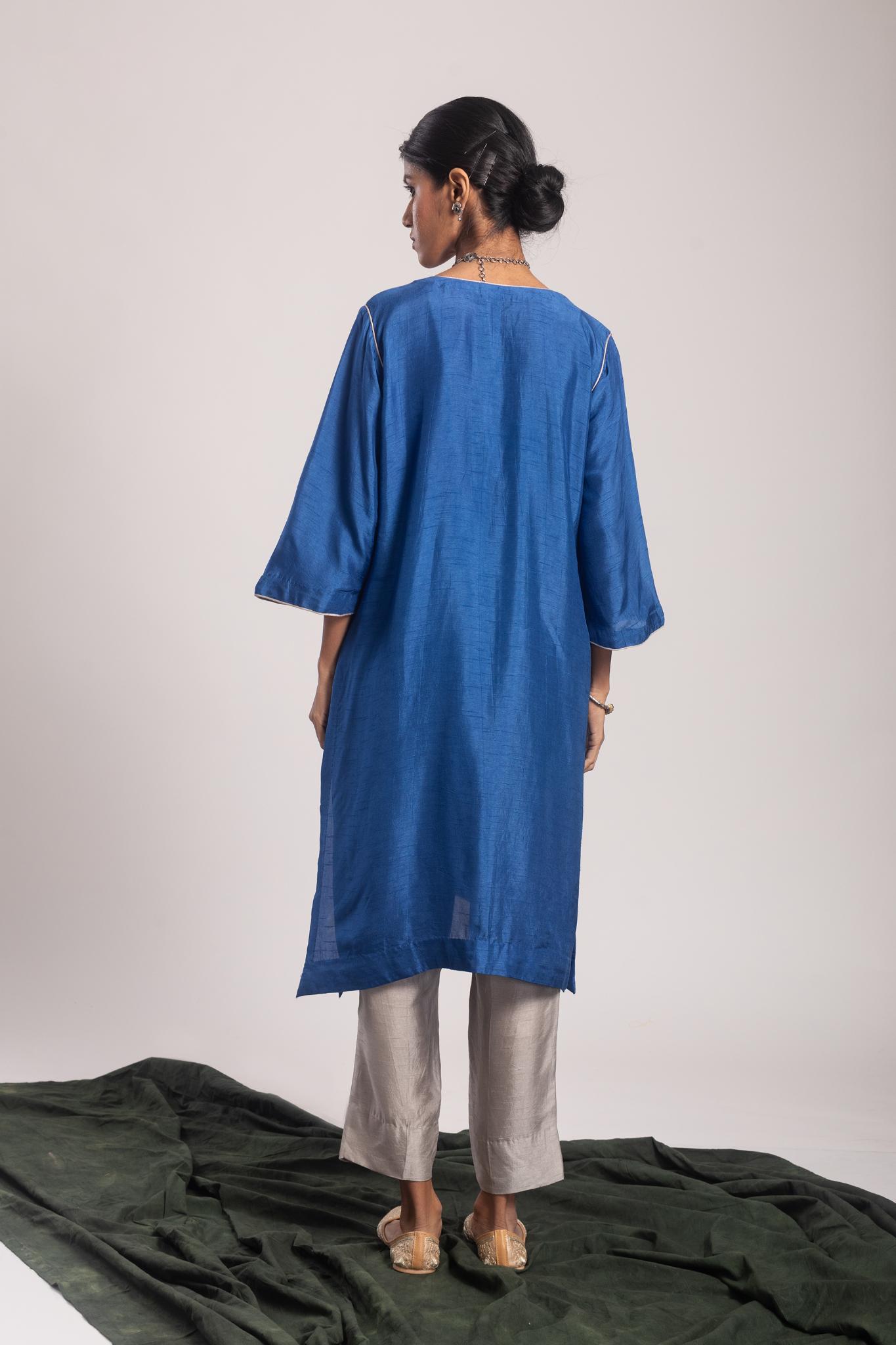 Nilima Dola Silk Kurta Set
