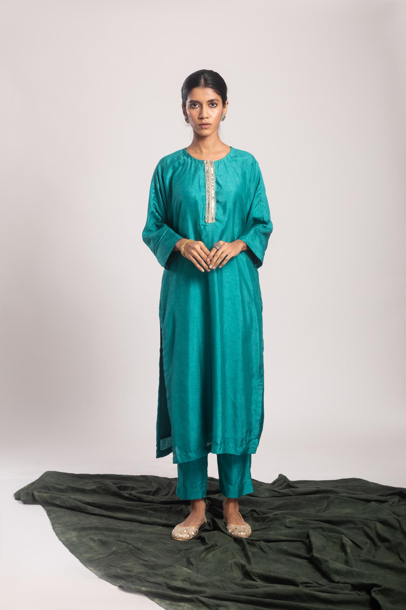 Ratna Dola Silk Kaftan Kurta Set