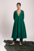 Malati Dola Silk Kurta Set