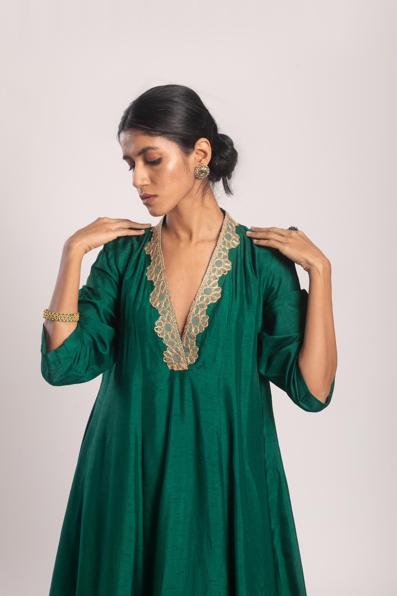Malati Dola Silk Kurta Set