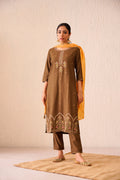 Gul Vaahini Kurta set