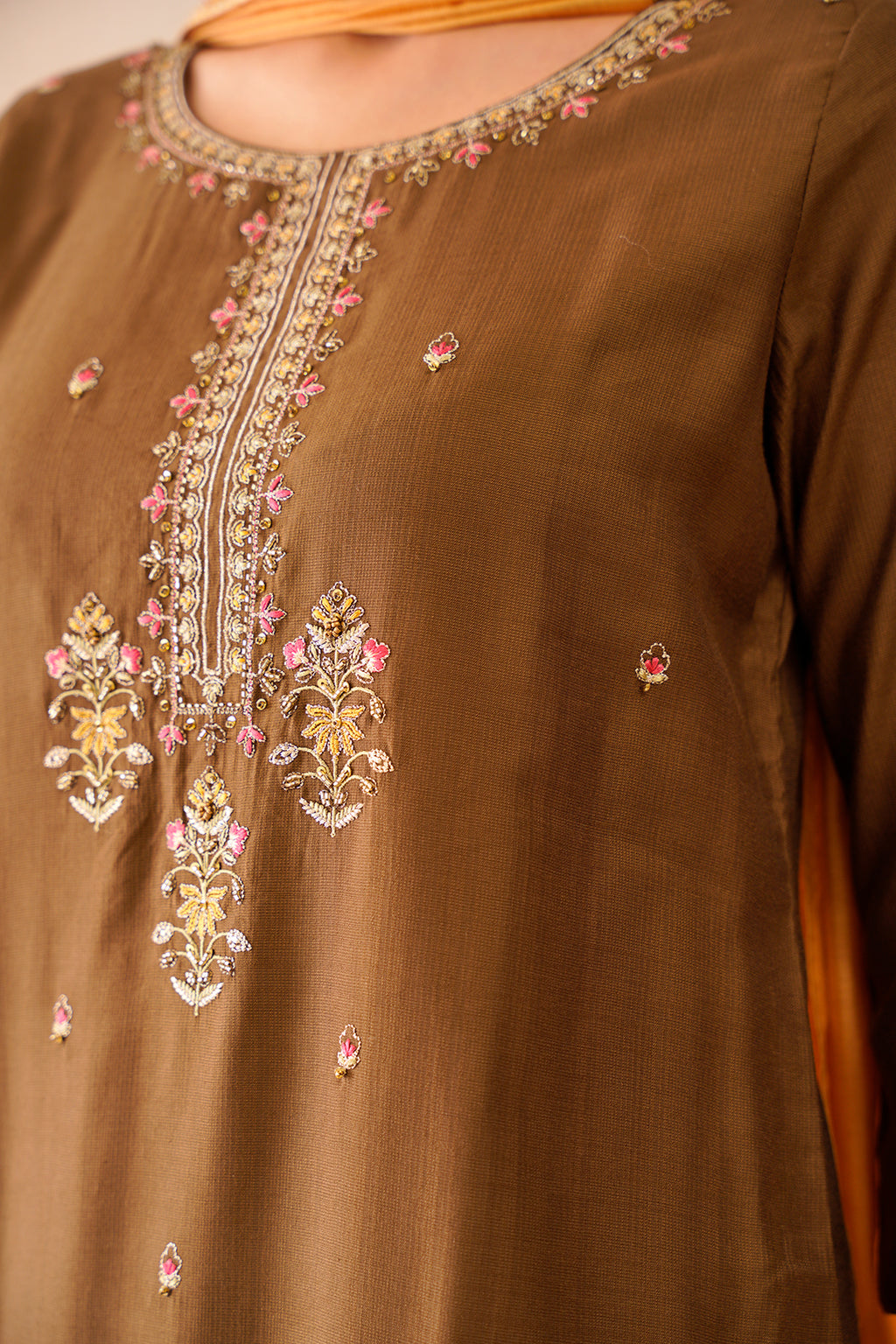 Gul Vaahini Kurta set