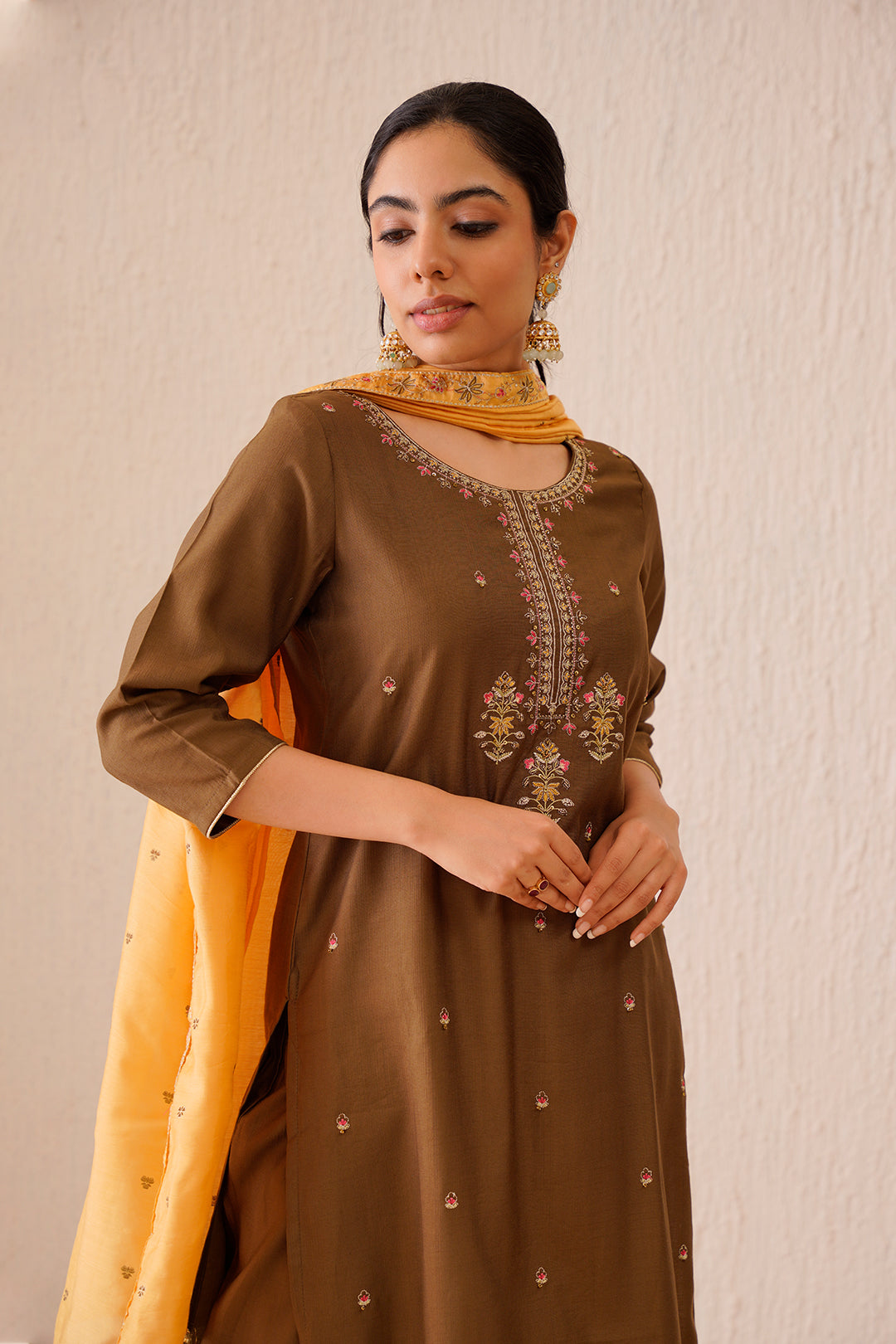 Gul Vaahini Kurta set