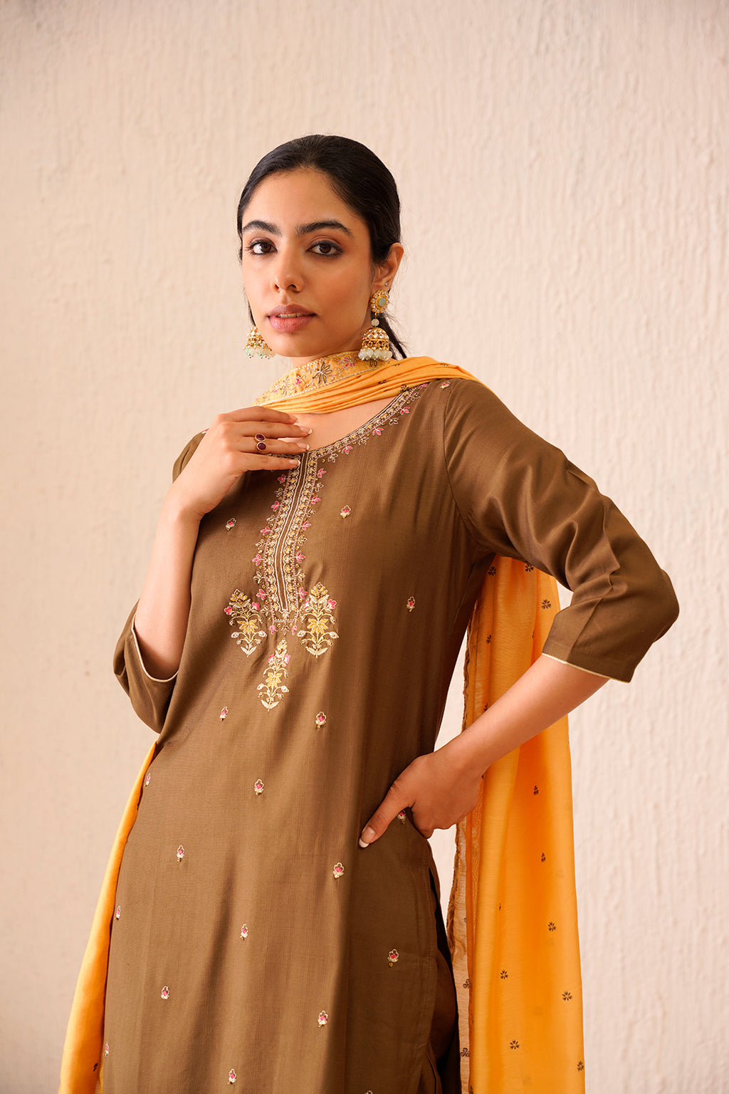 Gul Vaahini Kurta set