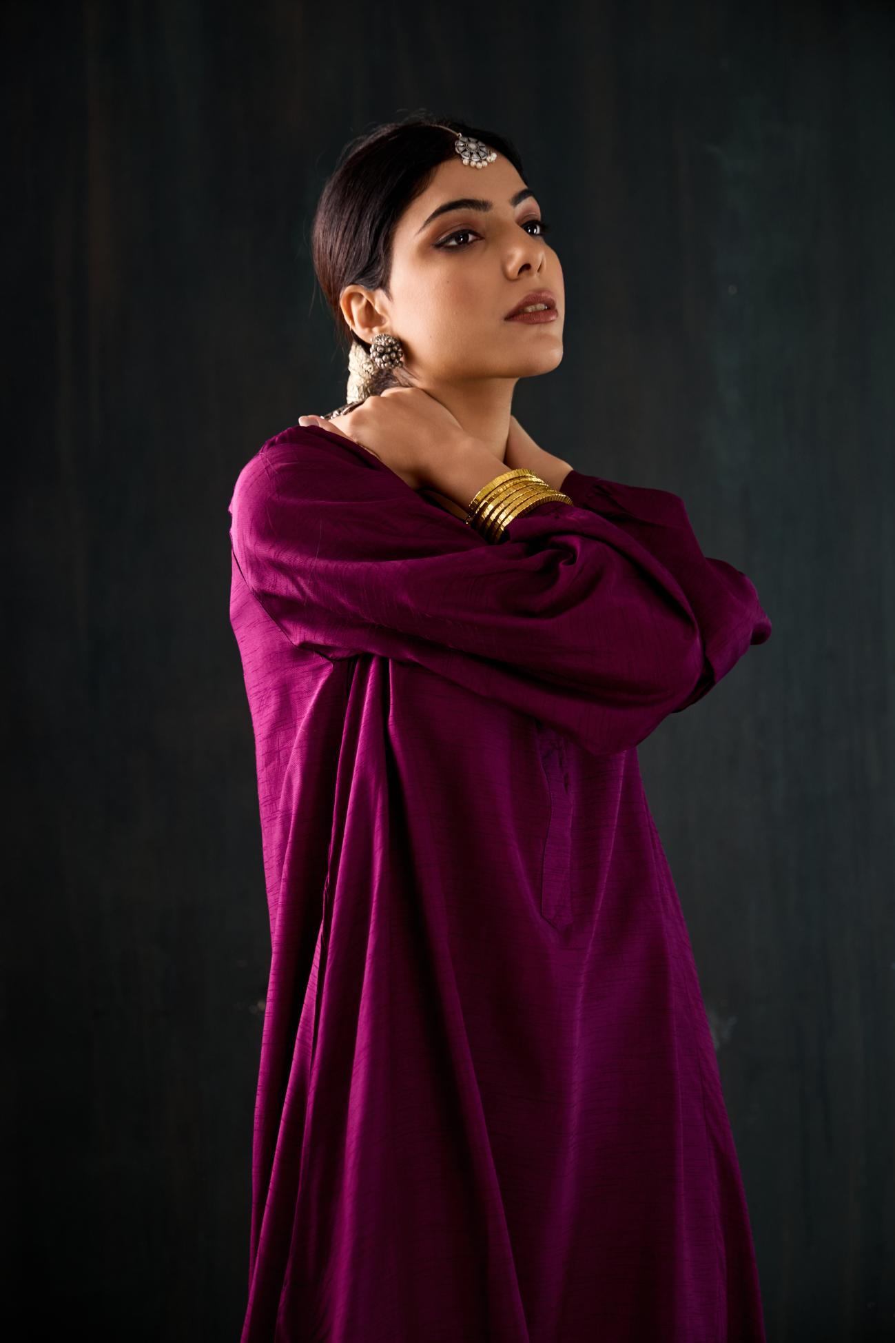 Aabroo Dola Silk Kurta Set
