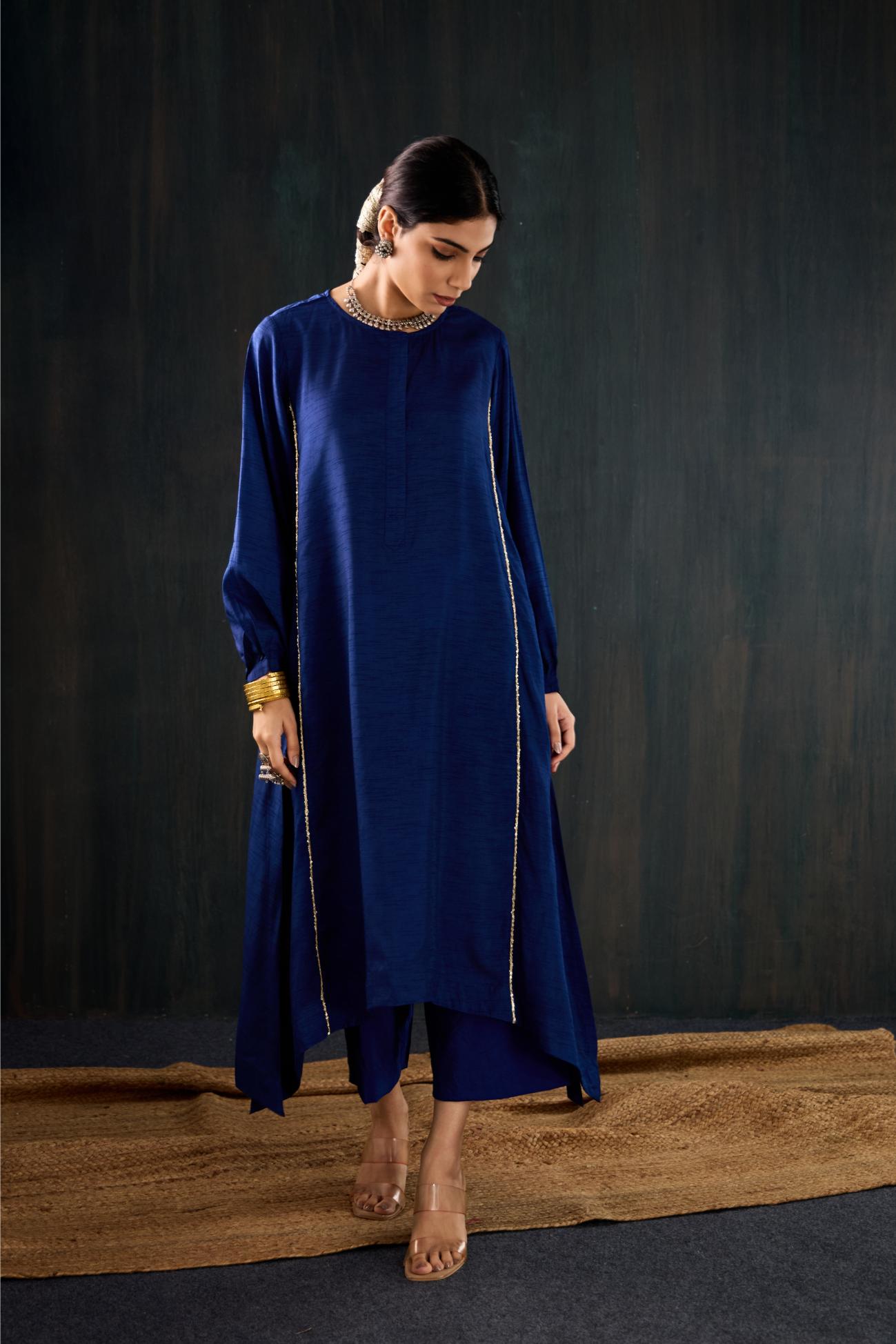 Saanjh Dola Silk Kurta Set