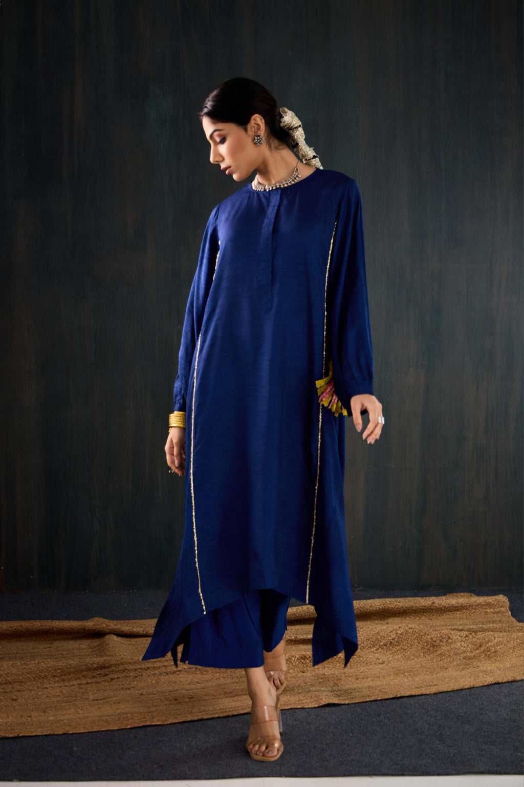 Saanjh Dola Silk Kurta Set